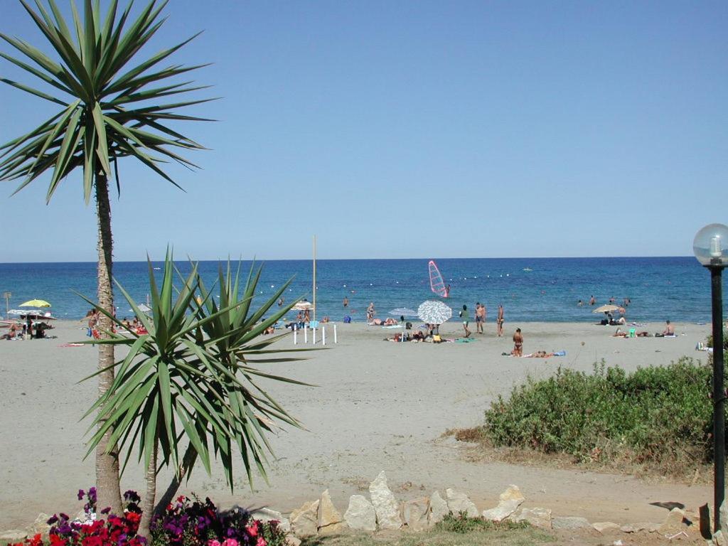 Villetta Sul Mare, Panoramica Villaputzu Bagian luar foto